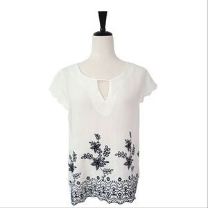 Mine Ivory Embroidered Keyhole Neck Scalloped Cap Sleeve Sheer Blouse Size M
